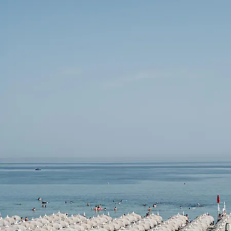 Διαμέρισμα Tell Him Seafront *