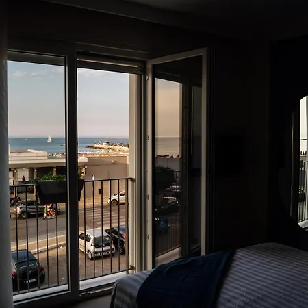 Διαμέρισμα Tell Him Seafront *