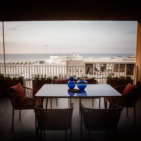 Tell Him Seafront Διαμέρισμα Μπάρι